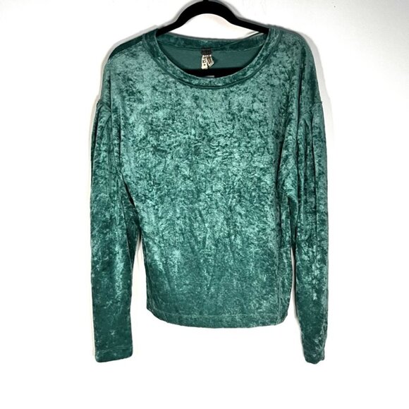 Free People We the Free milan crushed velour long sleeve top - Picture 2 of 5